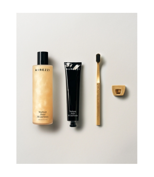 24K Gold/Black Gift Set. Oral care