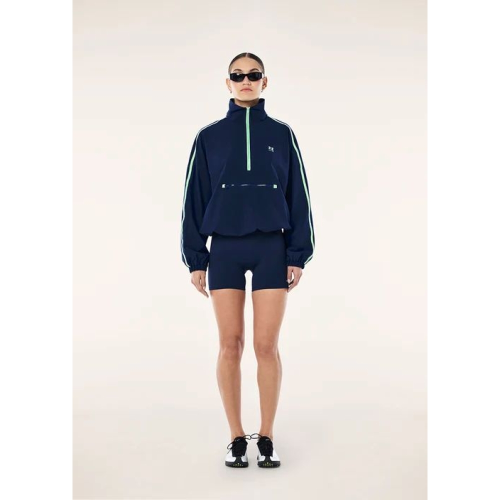 P.E Nation Džemperiai "Accelerate Quarter Zip" mėlynos spalvos džemperis P.E Nation "Accelerate Quarter Zip" mėlynos spalvos džemperis. Džemperiai