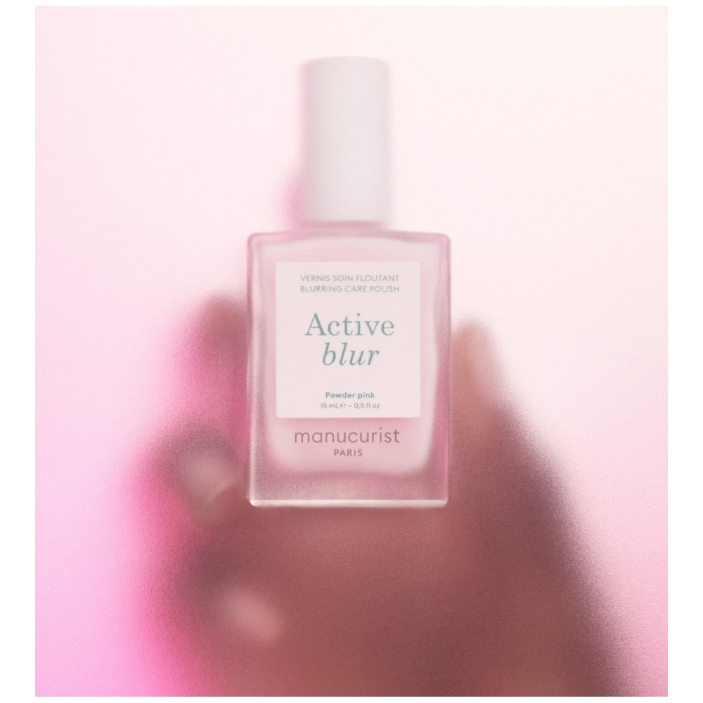 Manucurist “Active™ Blur” nagus puoselėjanti priemonė su švelniu atspalviu. Nagų priežiūros priemonės