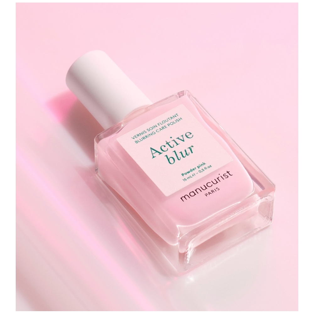 Manucurist “Active™ Blur” nagus puoselėjanti priemonė su švelniu atspalviu. Nagų priežiūros priemonės