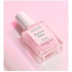 “Active™ Blur” nagus puoselėjanti priemonė su švelniu atspalviu. Nagų priežiūros priemonės