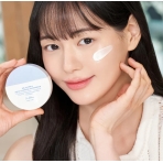 Aqua Glowing Sunscreen. Korean Sun Protection Aqua Glowing Sunscreen. Korean Sun Protection