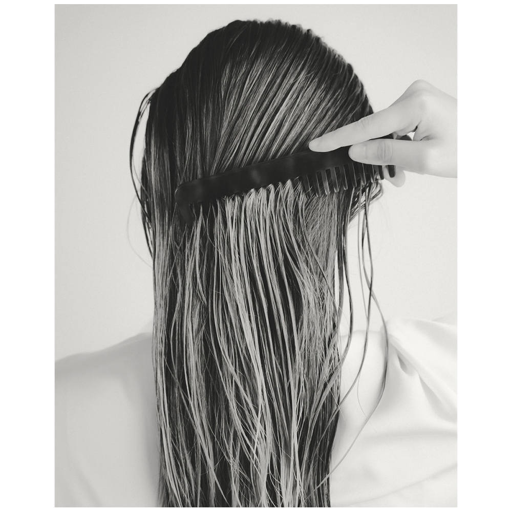 Lernberger Stafsing “BB Spray - Leave-In Primer” kasdienė maitinamoji priemonė plaukams. Plaukų formavimo priemonės