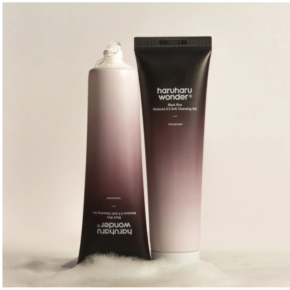 Haruharu Wonder "Black Rice Moisture 5.5 Soft Cleansing Gel" veido prausiklis. Korėjietiški veido prausikliai