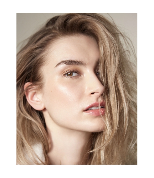 “Blowdry” apimties suteikianti apsauga nuo karščio. Plaukų apsauga nuo saulės ir karščio