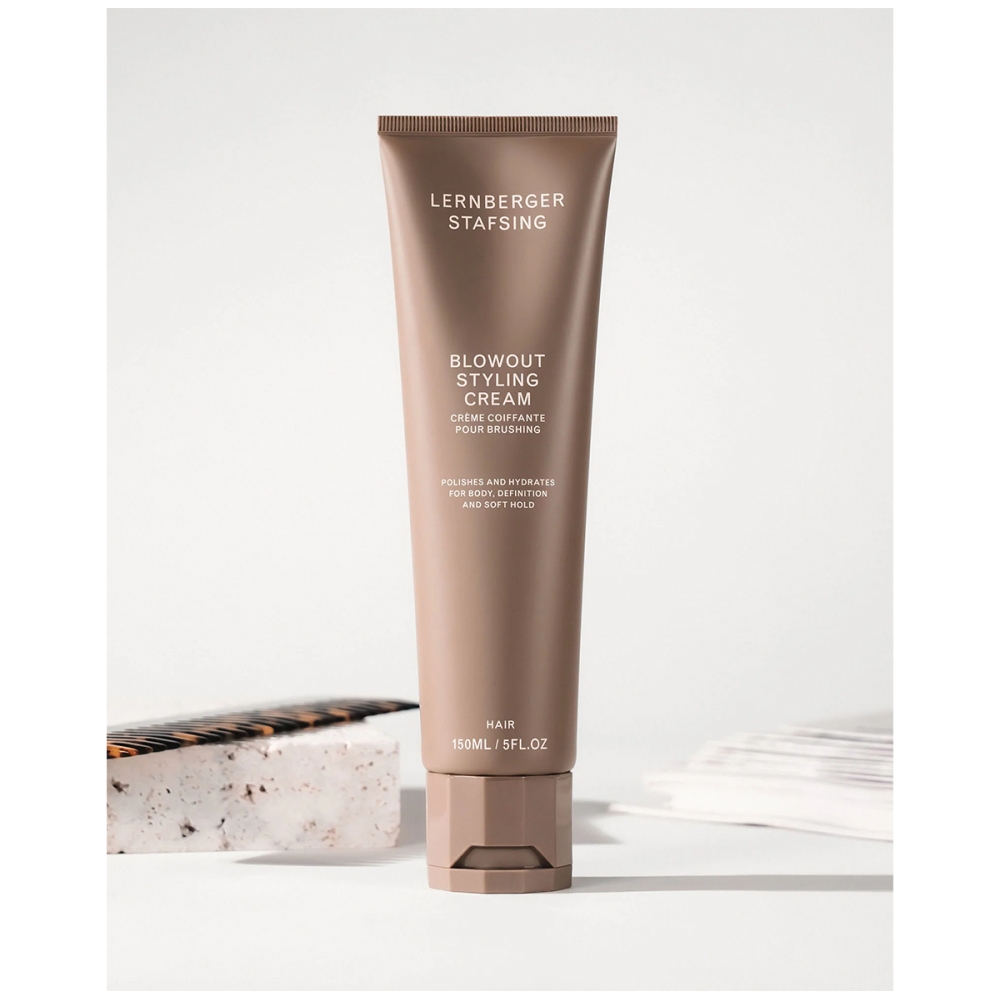 Lernberger Stafsing “Blowout Styling Cream” plaukų formavimo priemonė. Plaukų formavimo priemonės