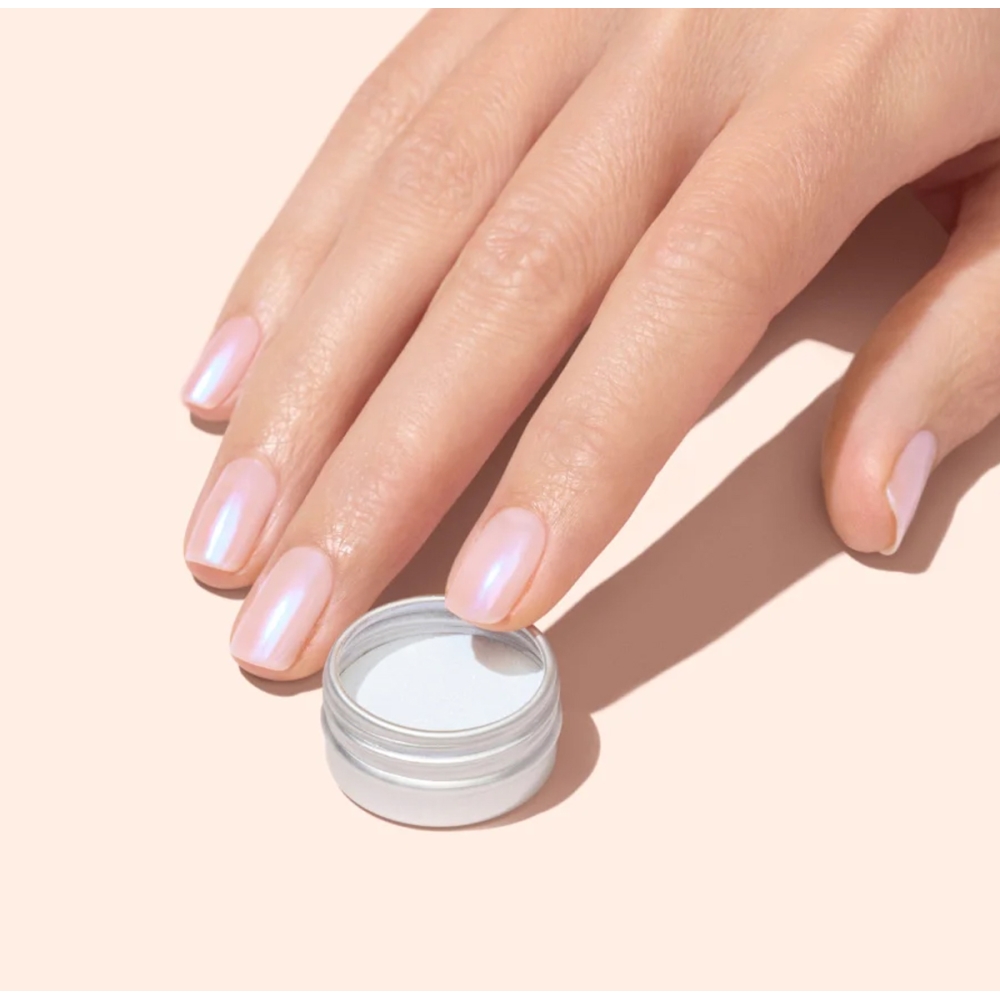 Manucurist “Blue Glazed Powder” švytėjimo nagams suteikianti pudra. Nagų priežiūros priemonės