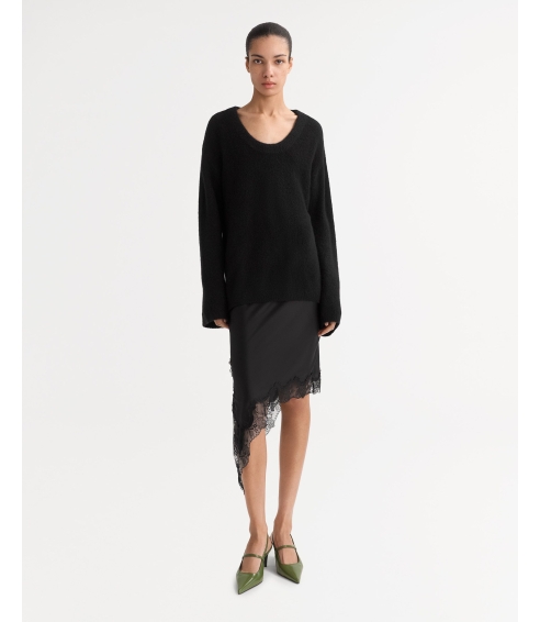 "Boucle Crewneck" juodos spalvos megztinis. Megztiniai