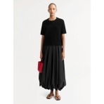 "Boucle" black sweater. Skirts