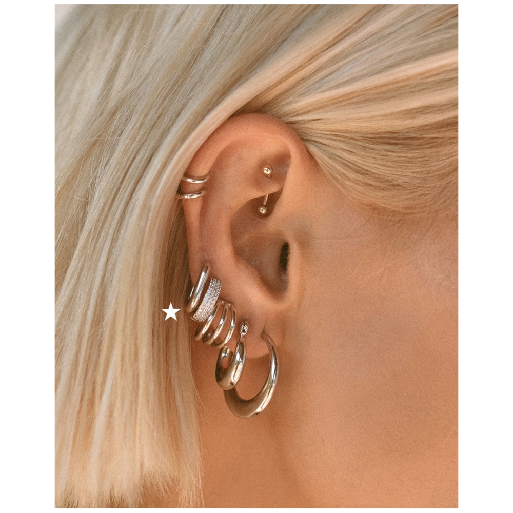 Chain Link Huggies Silver. Earrings