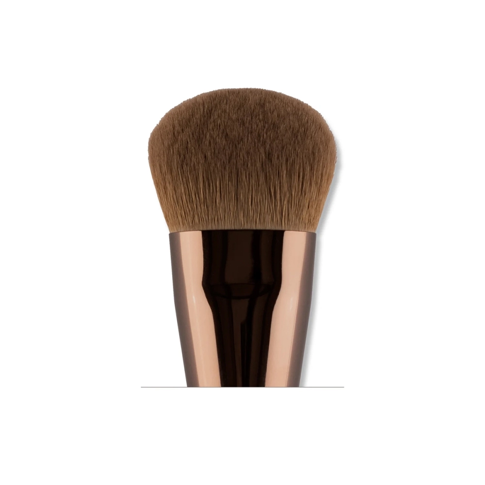 Delilah Complexion Brush. Make up brushes and accessories