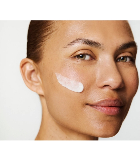 "Creamy Quartz & Enzyme Exfoliator” švelnus enziminis veido šveitiklis. Veido prausikliai ir šveitikliai