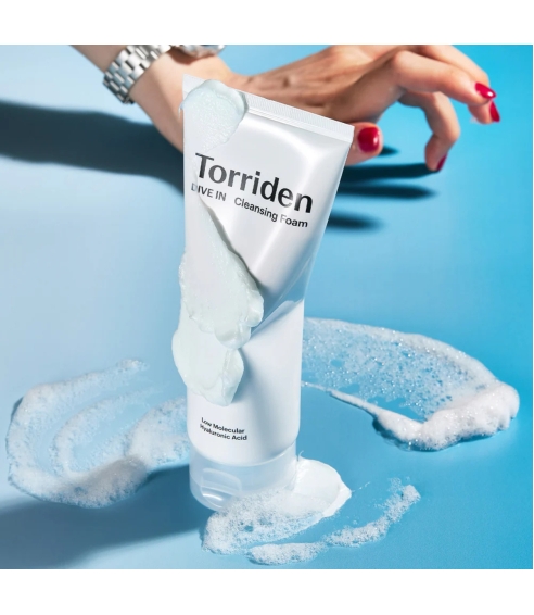 "DIVE-IN Low Molecular Hyaluronic Acid Cleansing Foam" veido prausiklis. Korėjietiški veido prausikliai
