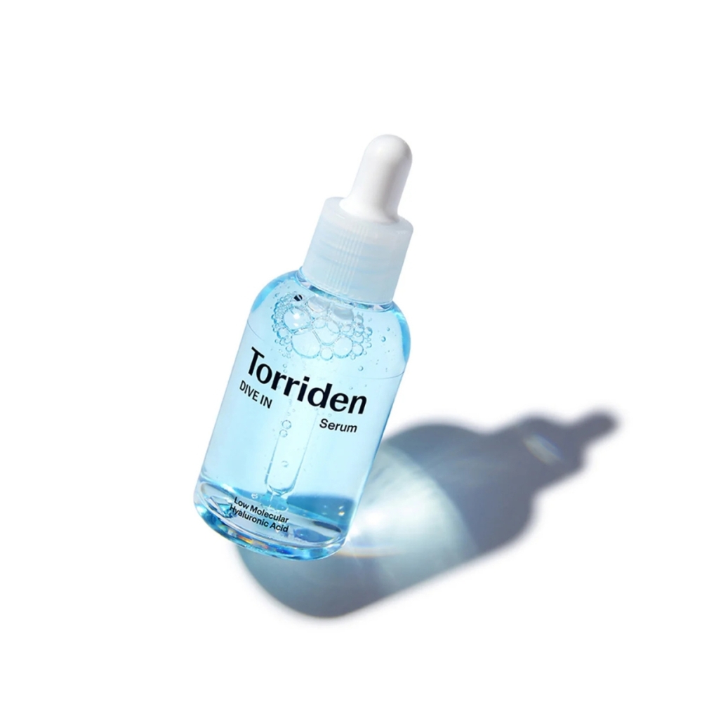 Torriden Korėjietiški serumai ir ampulės "DIVE-IN Low-Molecular Hyaluronic Acid Serum" drėkinamasis veido serumas Torriden "DIVE-IN Low-Molecular Hyaluronic Acid Serum" drėkinamasis veido serumas. Korėjietiški serumai ir ampulės