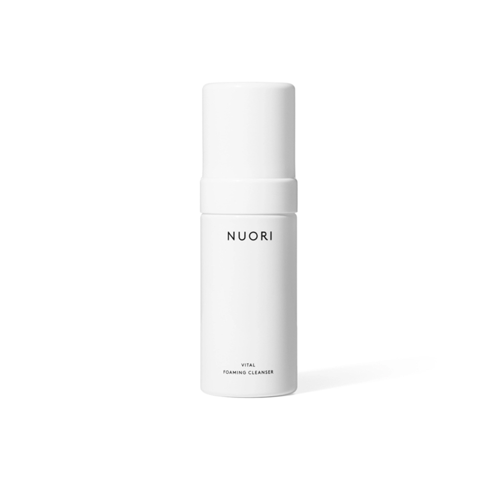 Nuori Veido prausikliai ir šveitikliai "Vital Foaming Cleanser" veido prausiklis putos Nuori "Vital Foaming Cleanser" veido prausiklis putos. Veido prausikliai ir šveitikliai