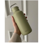 Bottle Matcha. Water bottles and cups
