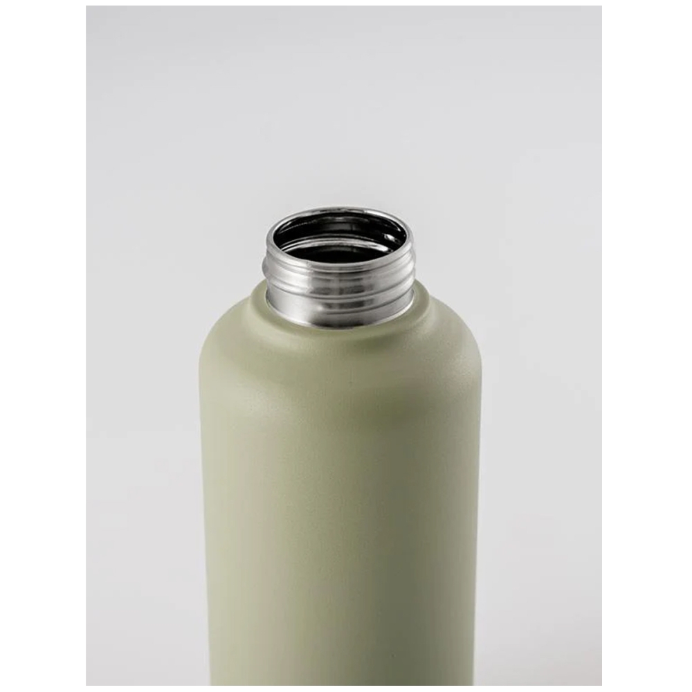 EQUA Bottle Matcha. Water bottles and cups