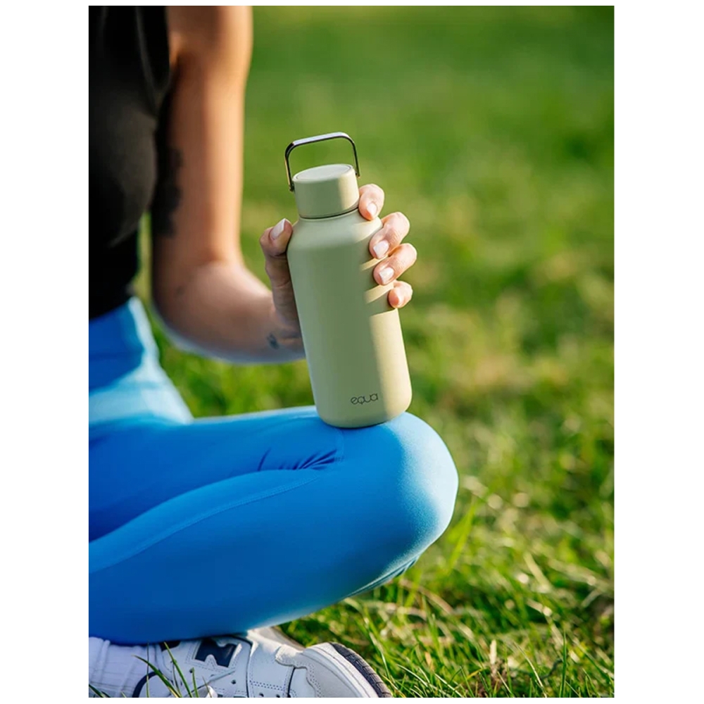 EQUA Bottle Matcha. Water bottles and cups