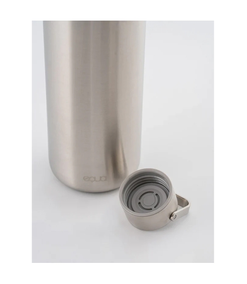 Water Bottle Timeless Steel. Water bottles and cups
