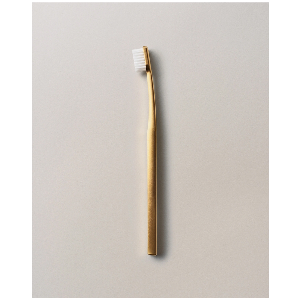 AUREZZI "Gold/White“ 24K auksu dengtas dantų šepetėlis su minkštais šereliais. Dantų šepetėliai