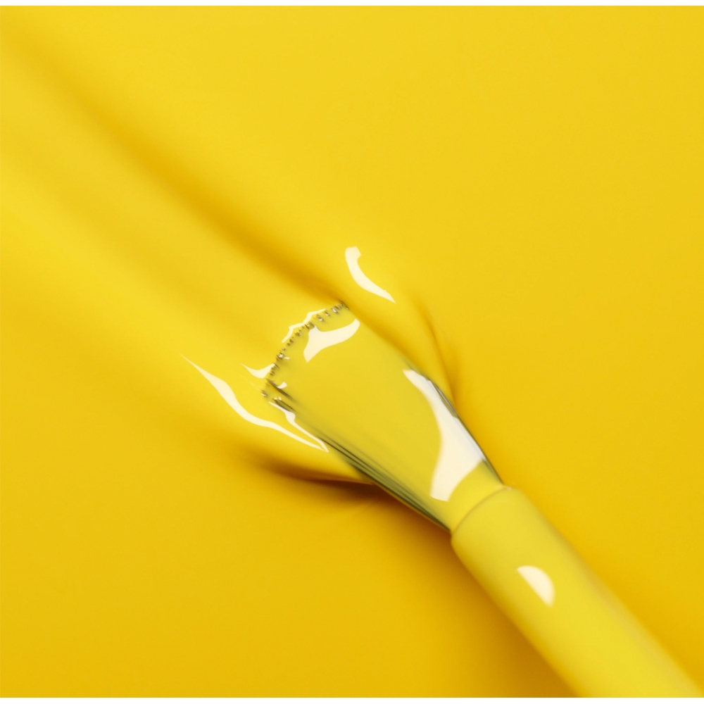 Manucurist Green - Gold Button. Nail Polishes