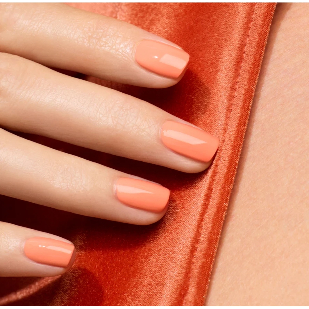 Manucurist Green - Tangerine. Nail Polishes