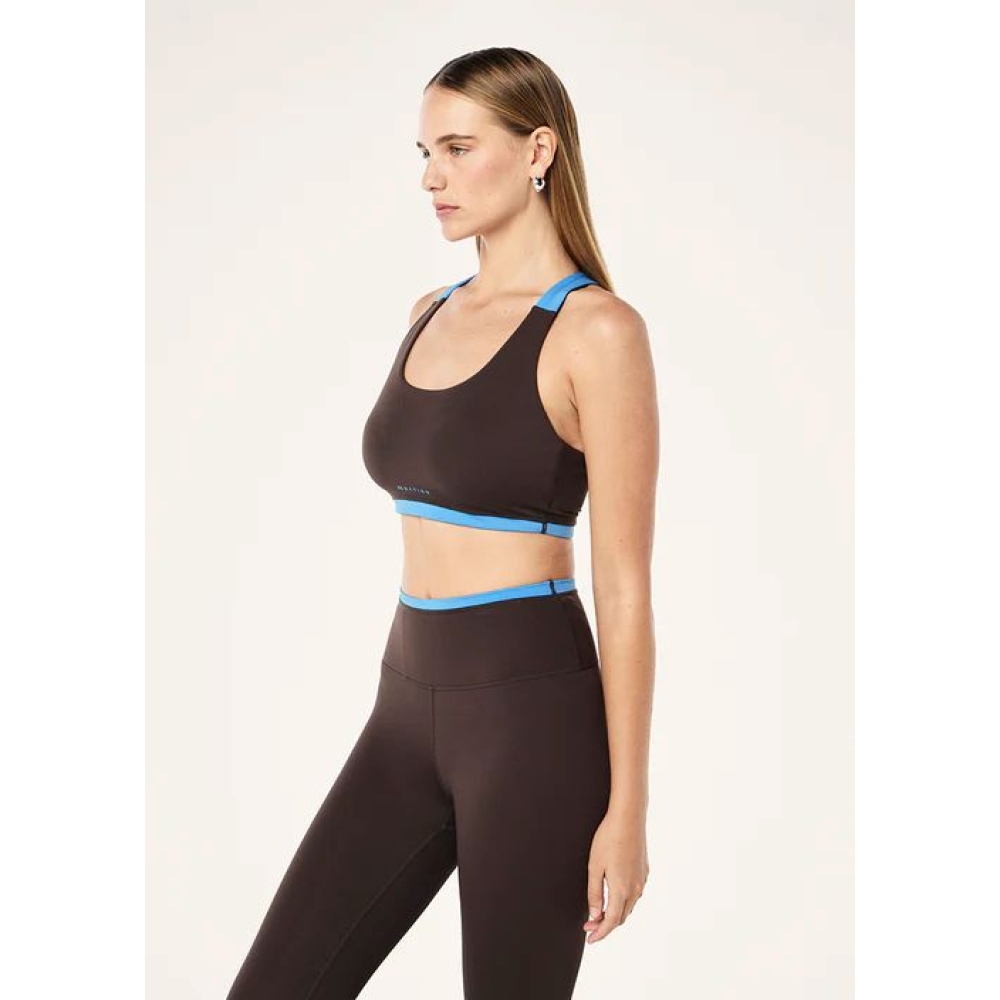 P.E Nation Sportinės liemenėlės "Highgate Sports Bra“ rudos spalvos sportinė liemenėlė P.E Nation "Highgate Sports Bra“ rudos spalvos sportinė liemenėlė. Sportinės liemenėlės