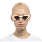 HYPNOSIS | IVORY. Sunglasses