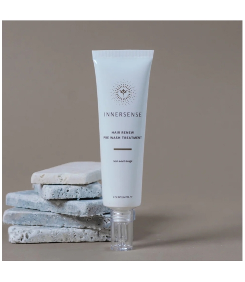 Innersense "Hair Renew Pre Wash Treatment" priemonė plaukams prieš plovimą. Galvos odos šveitikliai