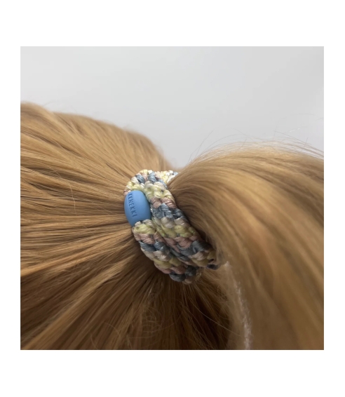 "Kknekki Mix Seablue Yellow Glitter" plaukų gumelė. Plaukai