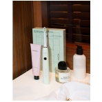 ELECTRIC TOOTHBRUSH: Topical Green. Oral care