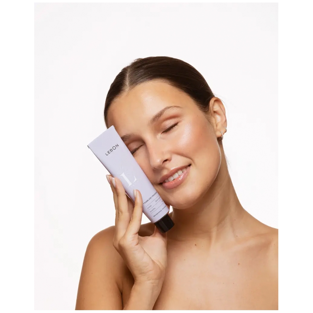 Lebon Lebon Fearless Freedom balinamoji dantų pasta su juodaisiais serbentais ir šviežia mėta. Burnos higiena