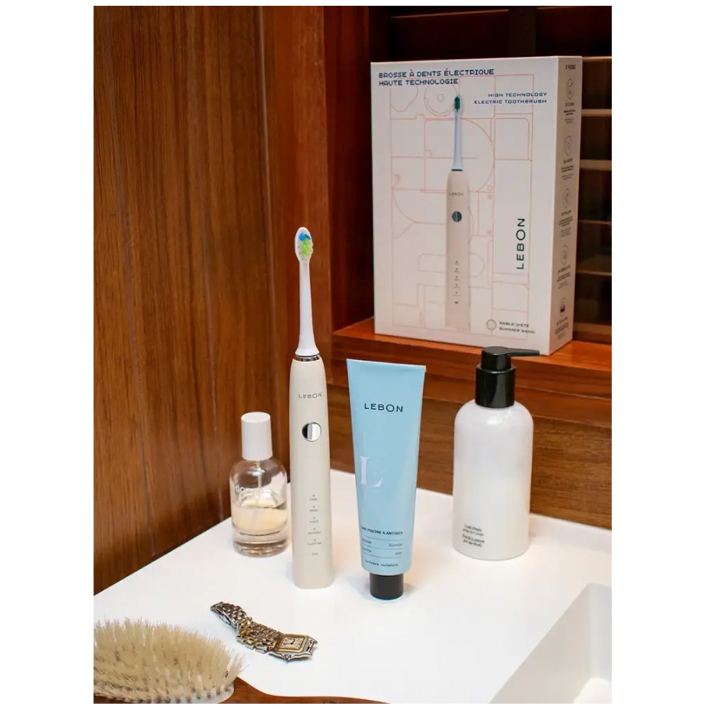 Lebon Lebon Une Piscine A Antibes. Oral care