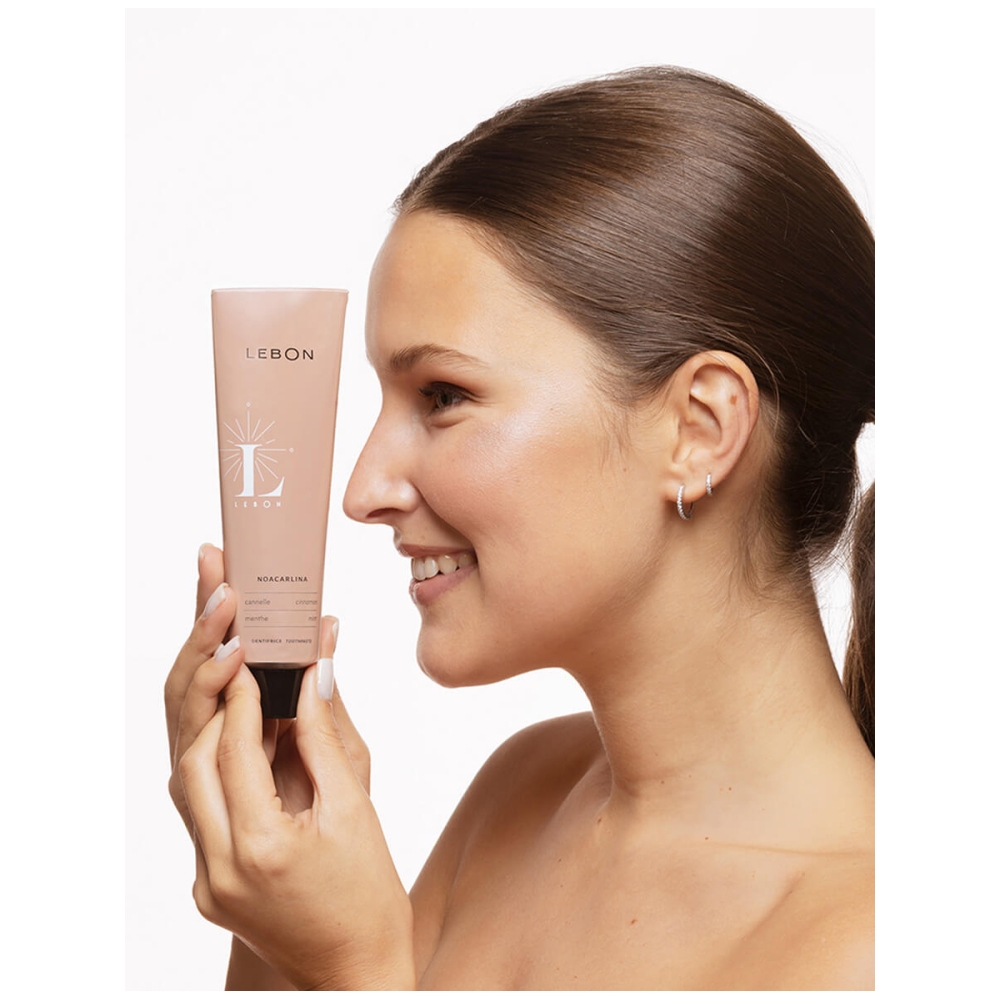 Lebon Lebon Villa Noacarlina toothpaste. Oral care