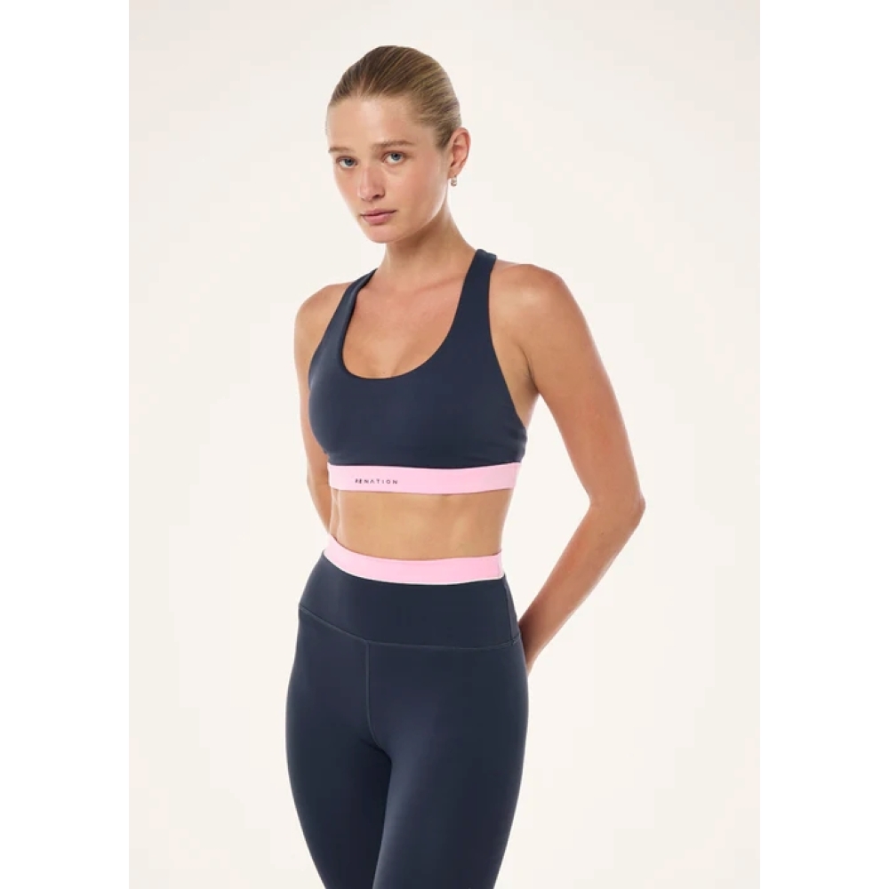 P.E Nation "Lumify" pilkai melsvos spalvos sportinė liemenėlė. Sportinės liemenėlės