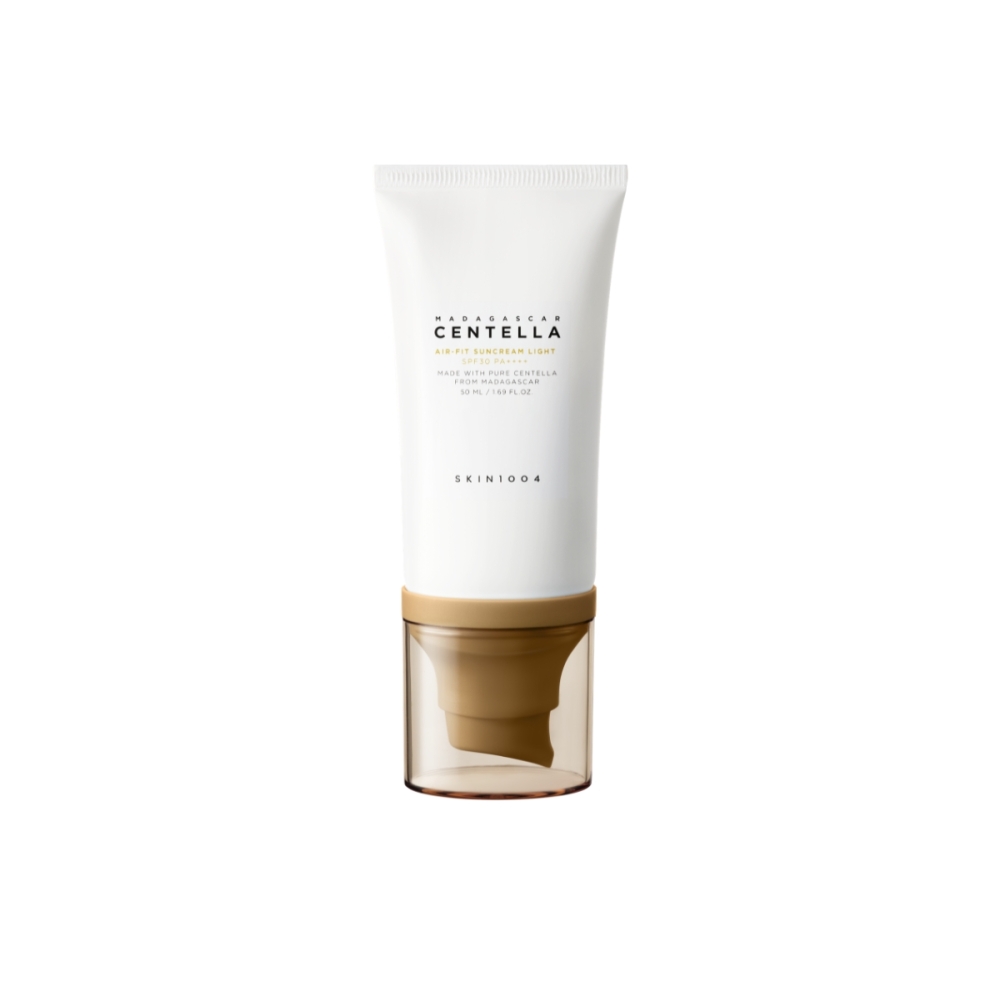 SKIN1004 Korėjietiška apsauga nuo saulės "Madagascar Centella Air-Fit Suncream Light" apsauginis kremas nuo saulės SKIN1004 "Madagascar Centella Air-Fit Suncream Light" apsauginis kremas nuo saulės. Korėjietiška apsauga nuo saulės