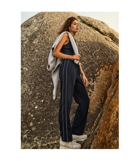 MERIDA FRANCA PANT. Pants