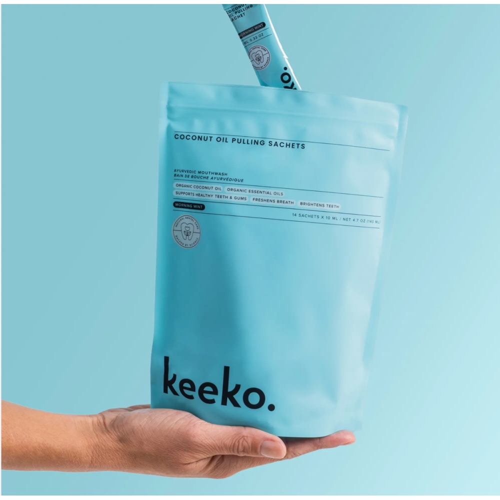 KEEKO “Morning Mint Oil Pulling Mouthwash Sachets“ burnos skalavimo aliejus paketėliuose. Burnos higiena