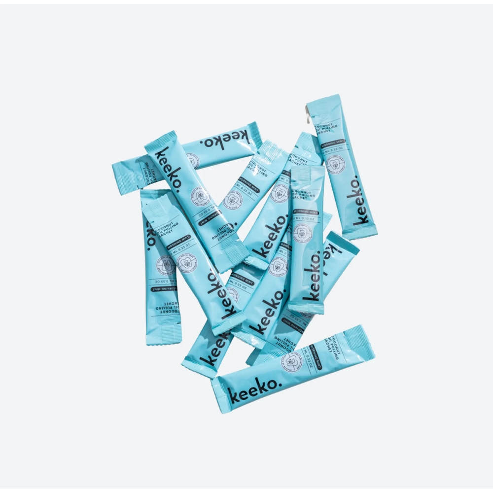 KEEKO “Morning Mint Oil Pulling Mouthwash Sachets“ burnos skalavimo aliejus paketėliuose. Burnos higiena