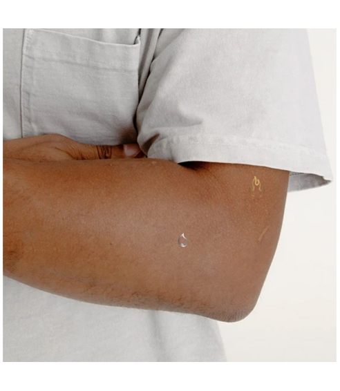 "NAD+ Youth Repair: Elements” lipdukai su NAD+. Kūnui ir voniai