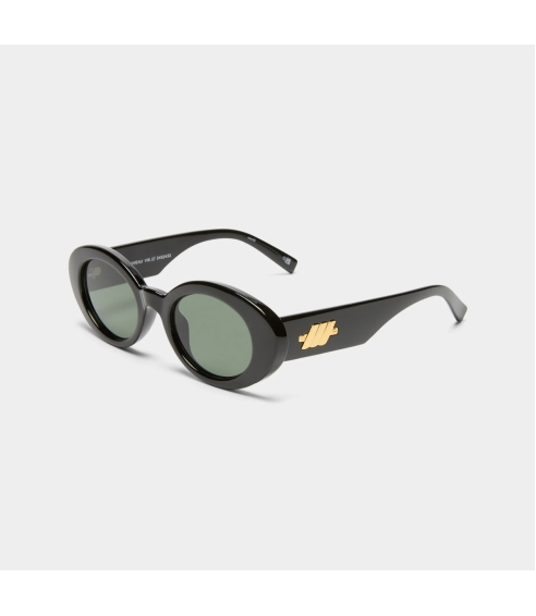 Nouveau Vie - Black. Sports and fashion