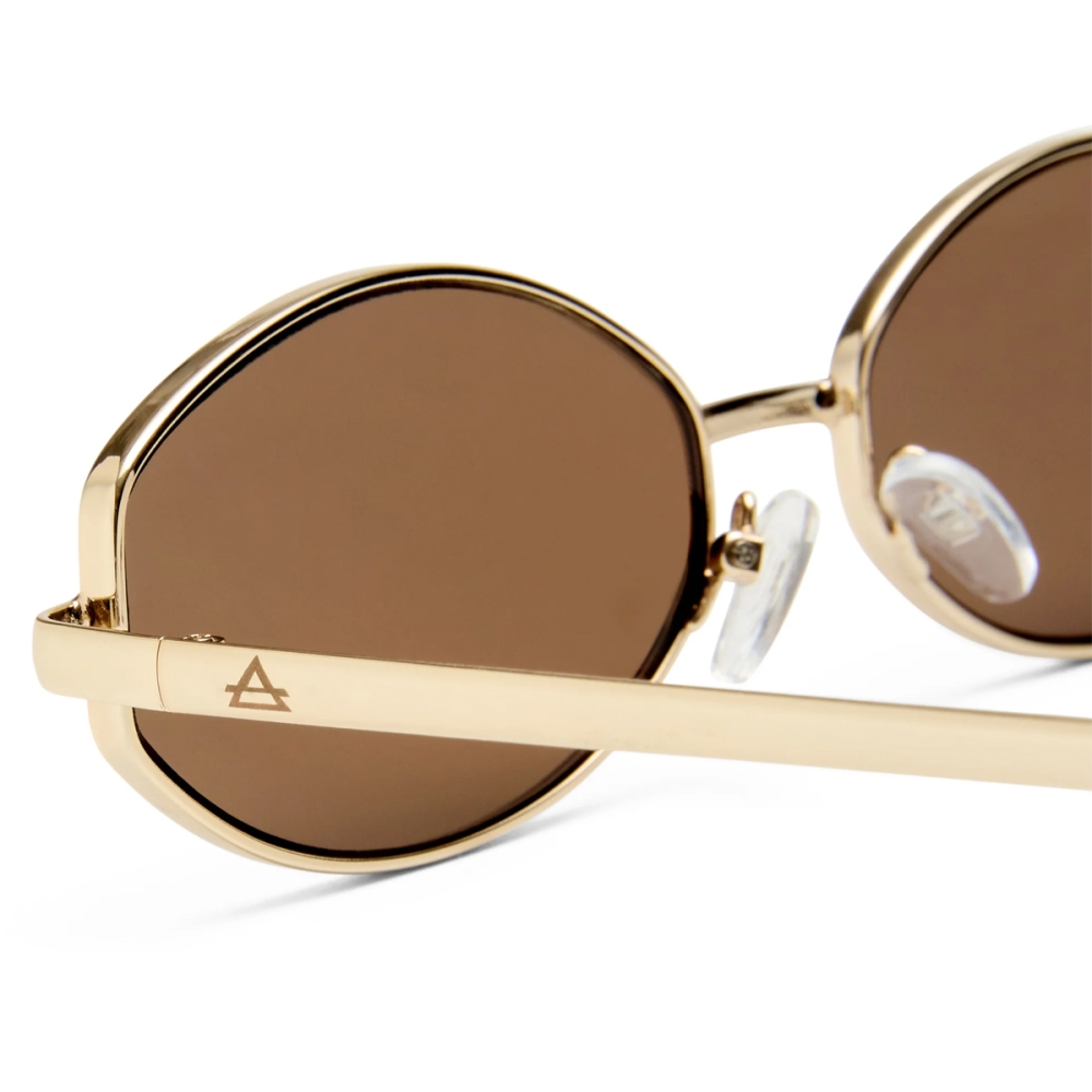 AIRE Akiniai nuo saulės "Objective - Gold“ akiniai nuo saulės AIRE "Objective - Gold“ akiniai nuo saulės. Akiniai nuo saulės