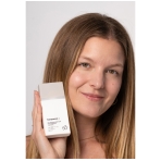 “Oil Control ultra-fluid Cica Sunscreen” apsauga riebiai veido odai su mineraliniais ir cheminiais filtrais SPF50 . Veido kremai nuo saulės