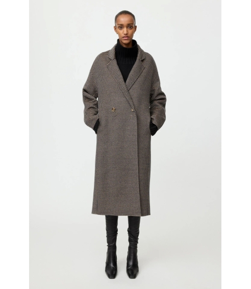 Oversized Houndstooth Coat. Coats