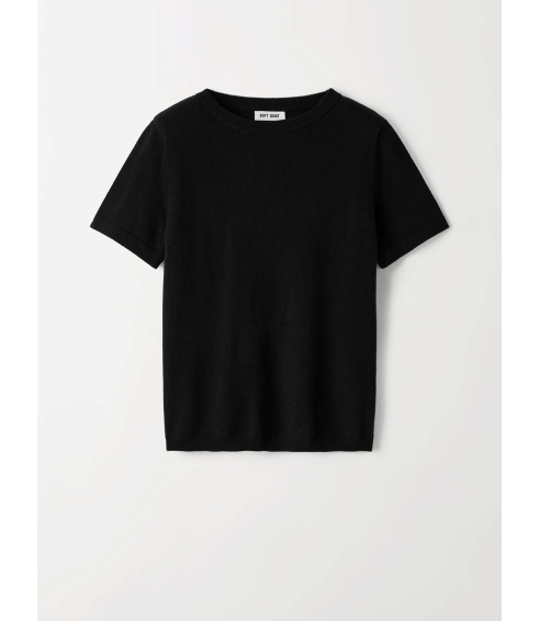 "Padded Shoulder" black t-shirt. Tops
