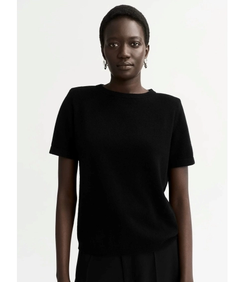 "Padded Shoulder" black t-shirt. Tops