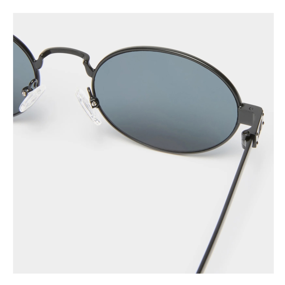 Le Specs Sunglasses Poseidon Deux - Matte Black Le Specs Poseidon Deux - Matte Black. Sunglasses