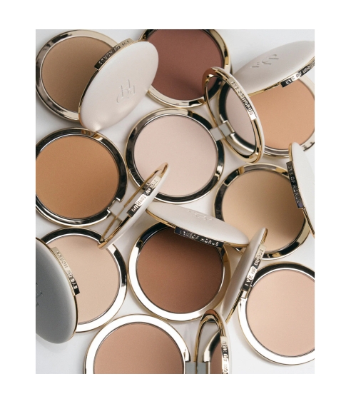 "Pressed Powder" kompaktinio makiažo pagrindo papildymas. Veidui