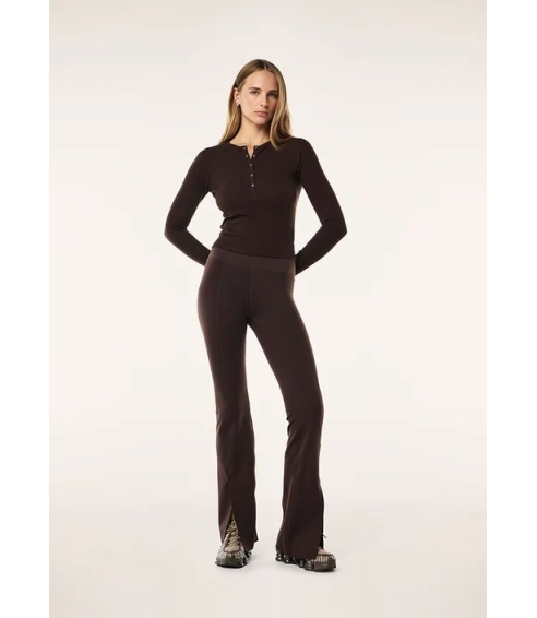 Prive Rib Long Sleeve Tee In Espresso. Tops