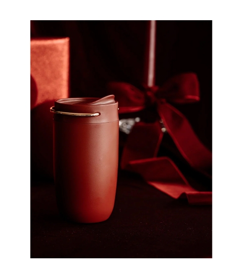 Cup Wine Not. Water bottles and cups